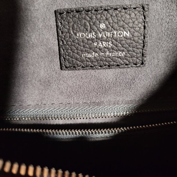 Louis Vuitton Why Knot MM Noir - Picture 9 of 16